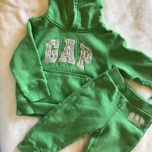 Baby GAP hoodie set